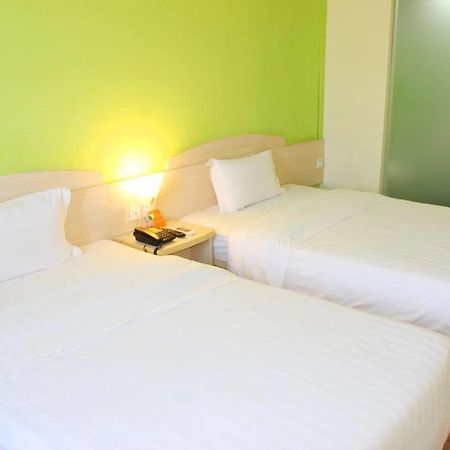 7 Days Inn Γκουανγκζού Εξωτερικό φωτογραφία